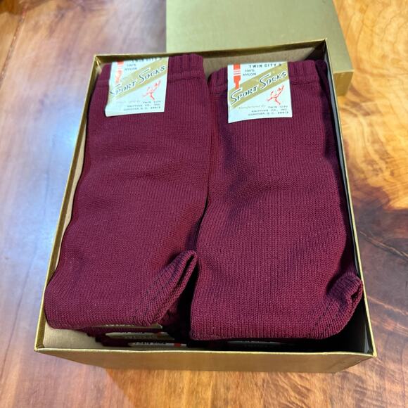 NOS Vintage 70's Twin City Sport Men's Socks Hoisery Knit Nylon 12 pairs Maroon
